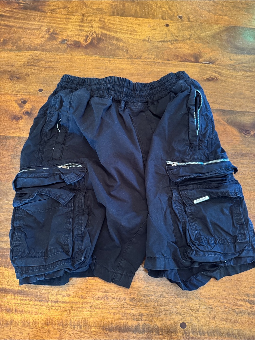 Represent Men's Black Cargo Shorts - size small